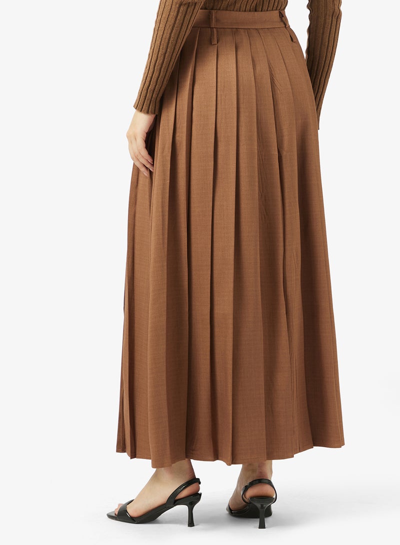 ELLA Pleated Skirt With Slit - Image 3